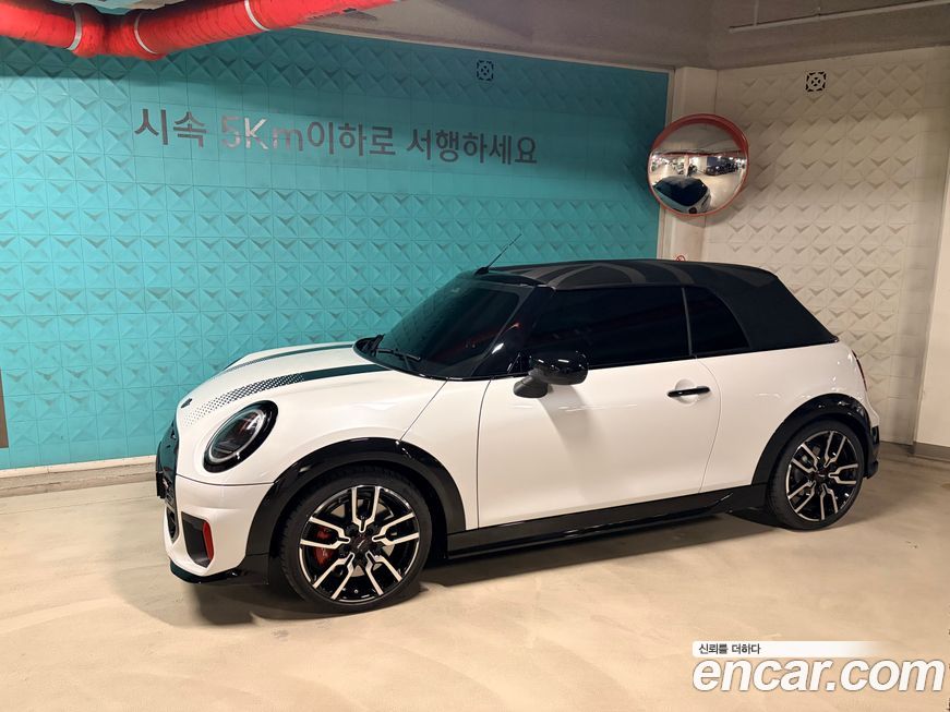 Mini Cooper Convertible JCW, 2026