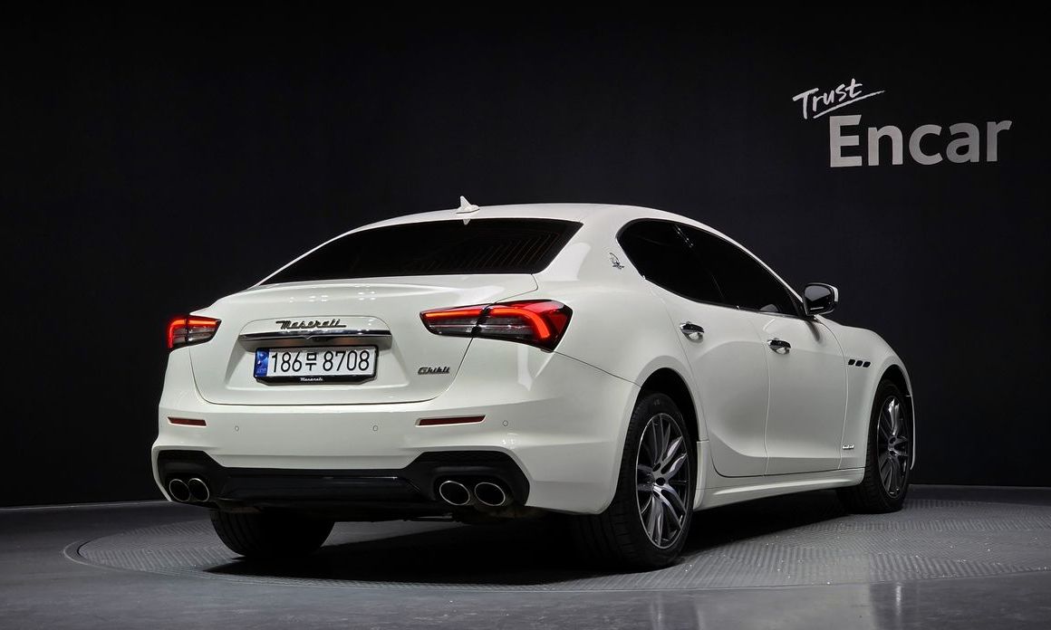 Maserati Ghibli 2.0 Gransport, 2021