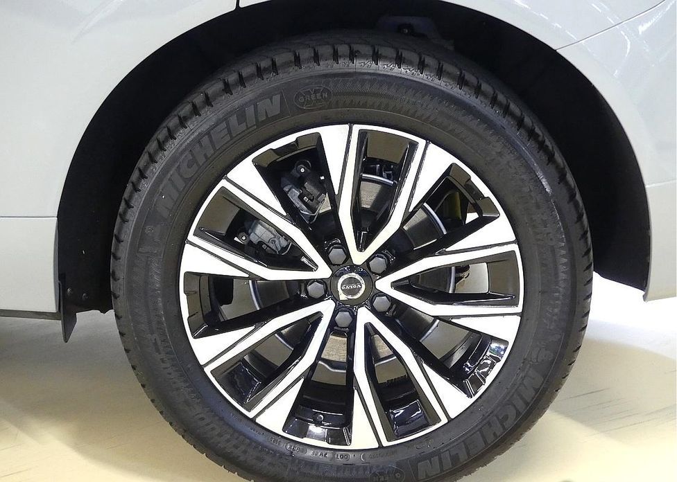 Volvo XC60 B5 Ultimate Bright, 2024