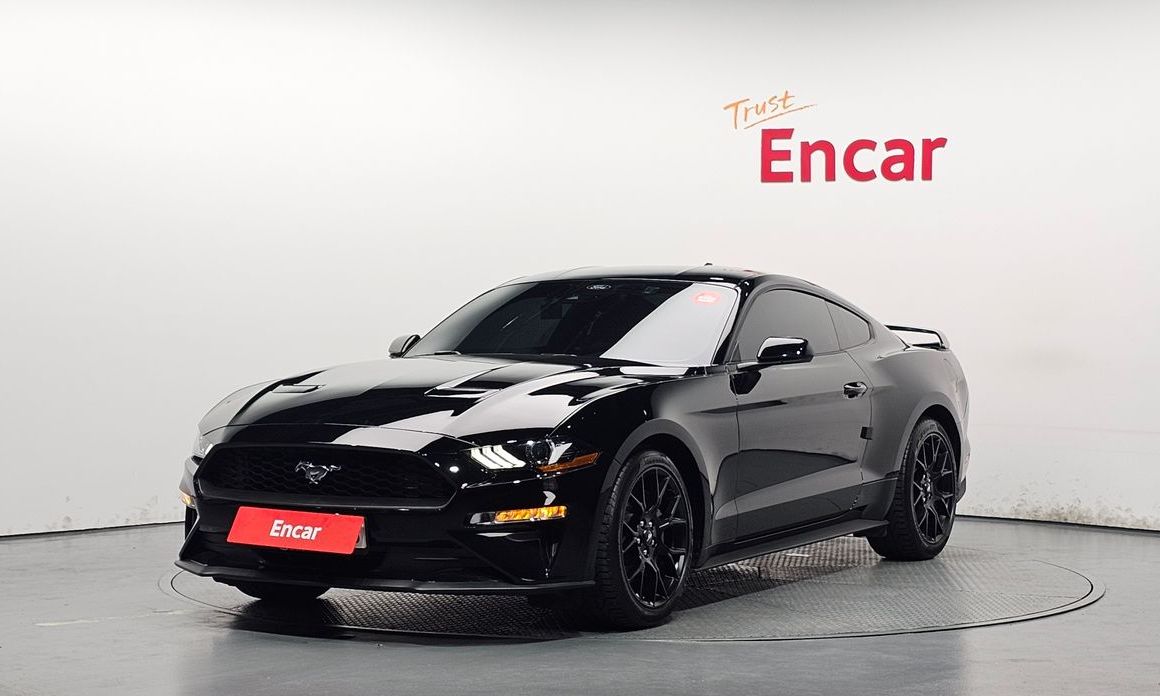 Ford Mustang Coupe, 2023