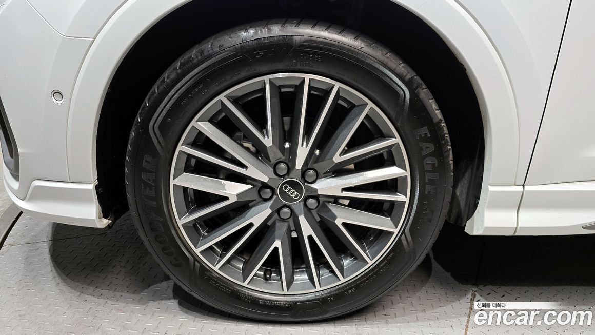 Audi Q3 35 TDI Premium, 2023