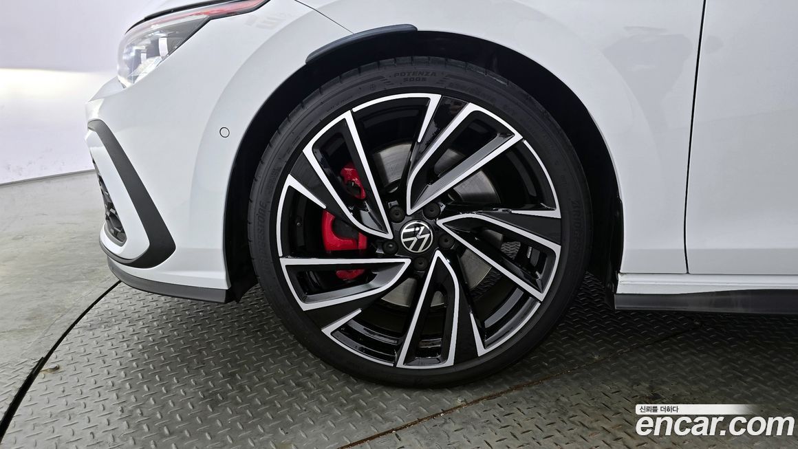 Volkswagen Golf 2.0 GTI, 2023