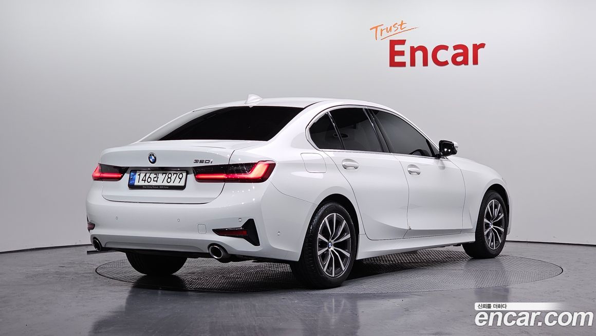 BMW 3-Series 320i, 2022