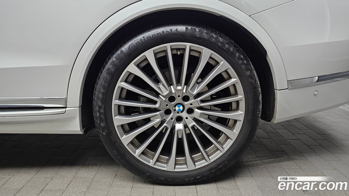 BMW X7 xDrive 40i Design Pure Excellence 7-Seater, 2024