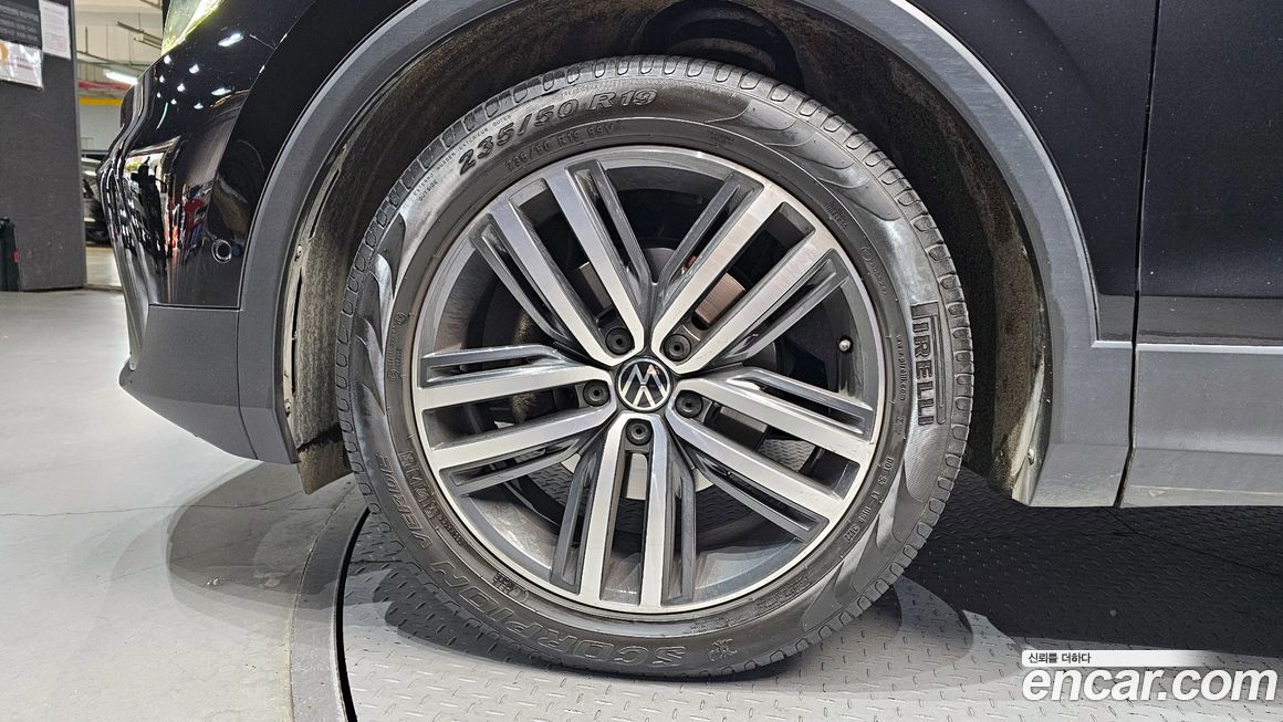 Volkswagen Tiguan 2.0 TDI Prestige, 2023