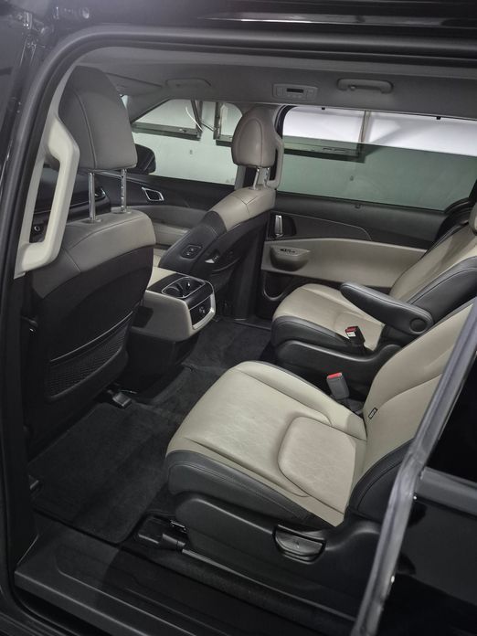 Kia Carnival 9-Seater Noblesse, 2025