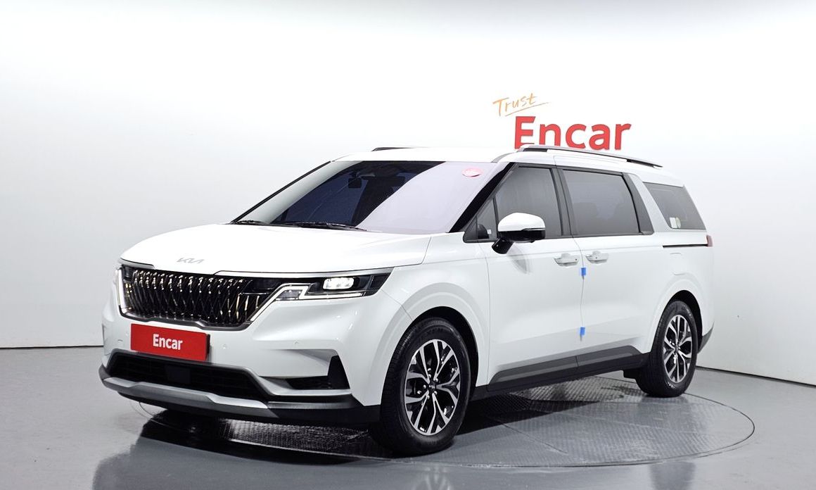 Kia Carnival 9-Seater Prestige, 2023