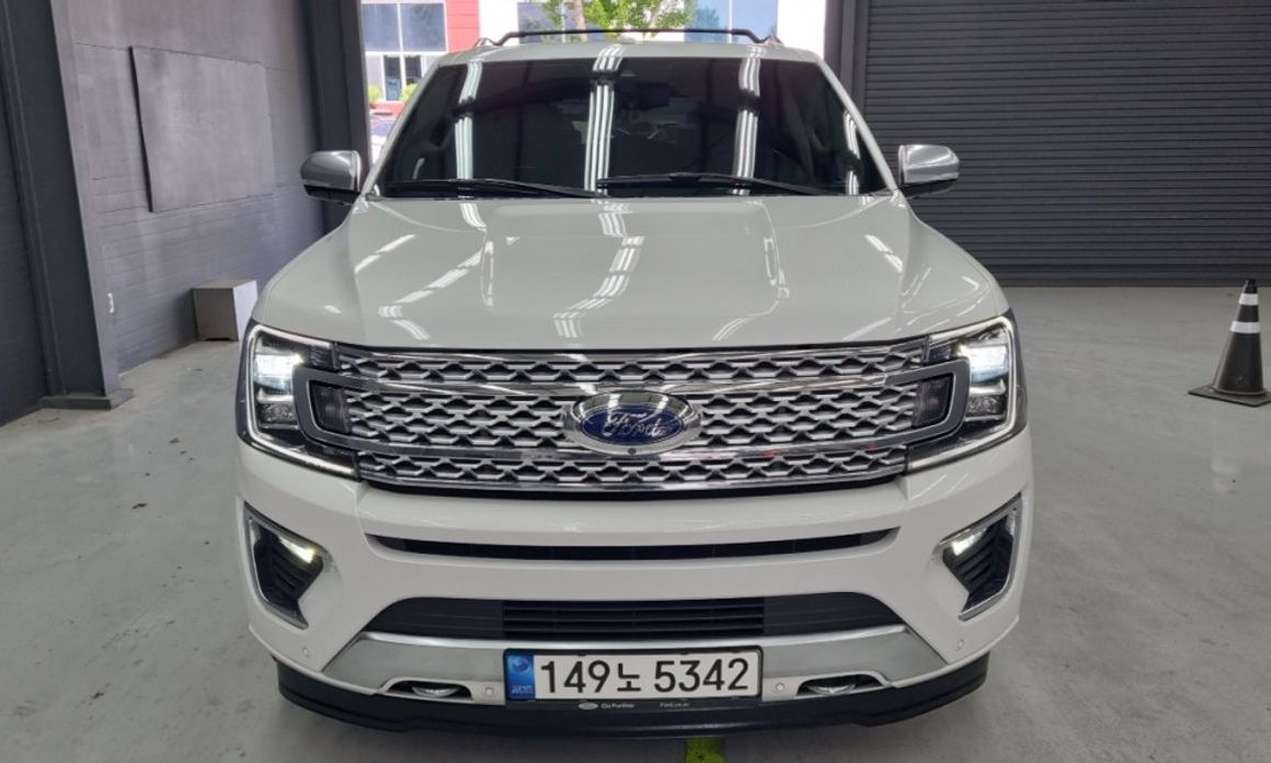 Ford Expedition Platinum 4WD, 2021