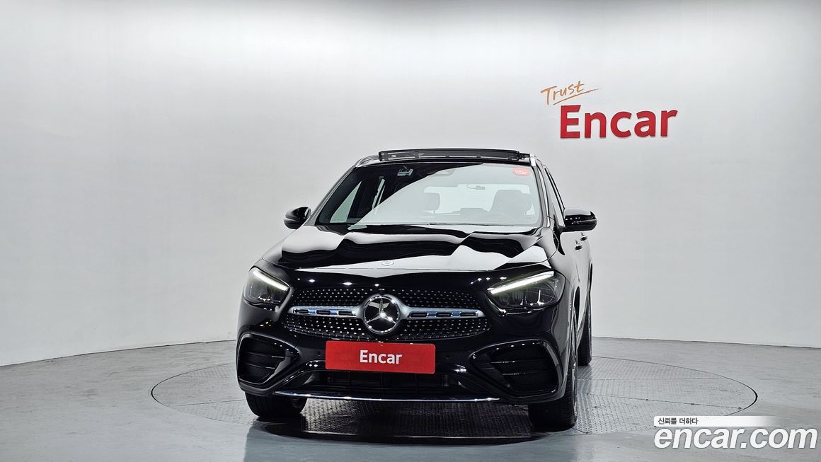 Mercedes-Benz GLA-Class GLA250 4MATIC, 2025