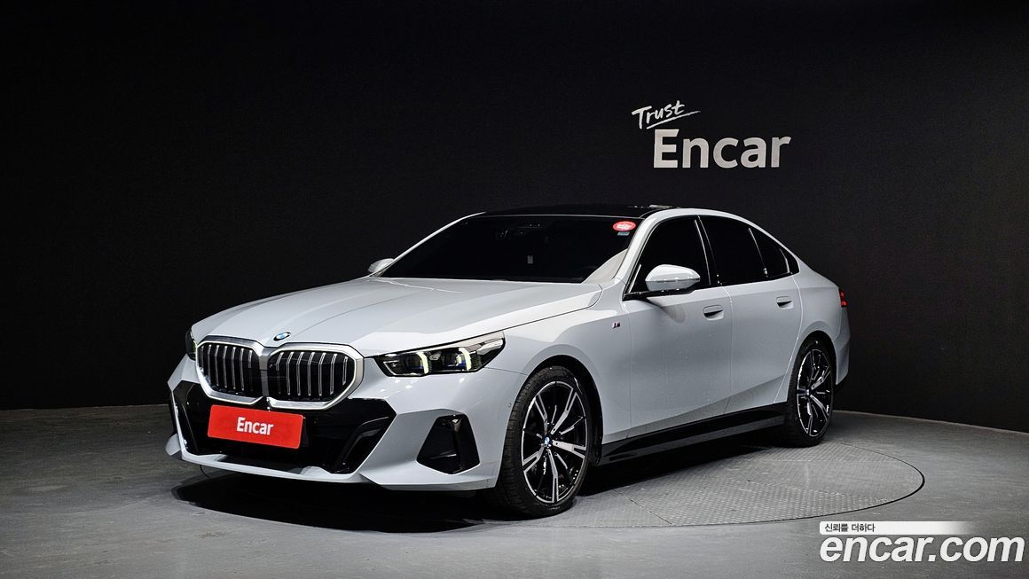 BMW 5-Series 530i xDrive M Sport, 2024