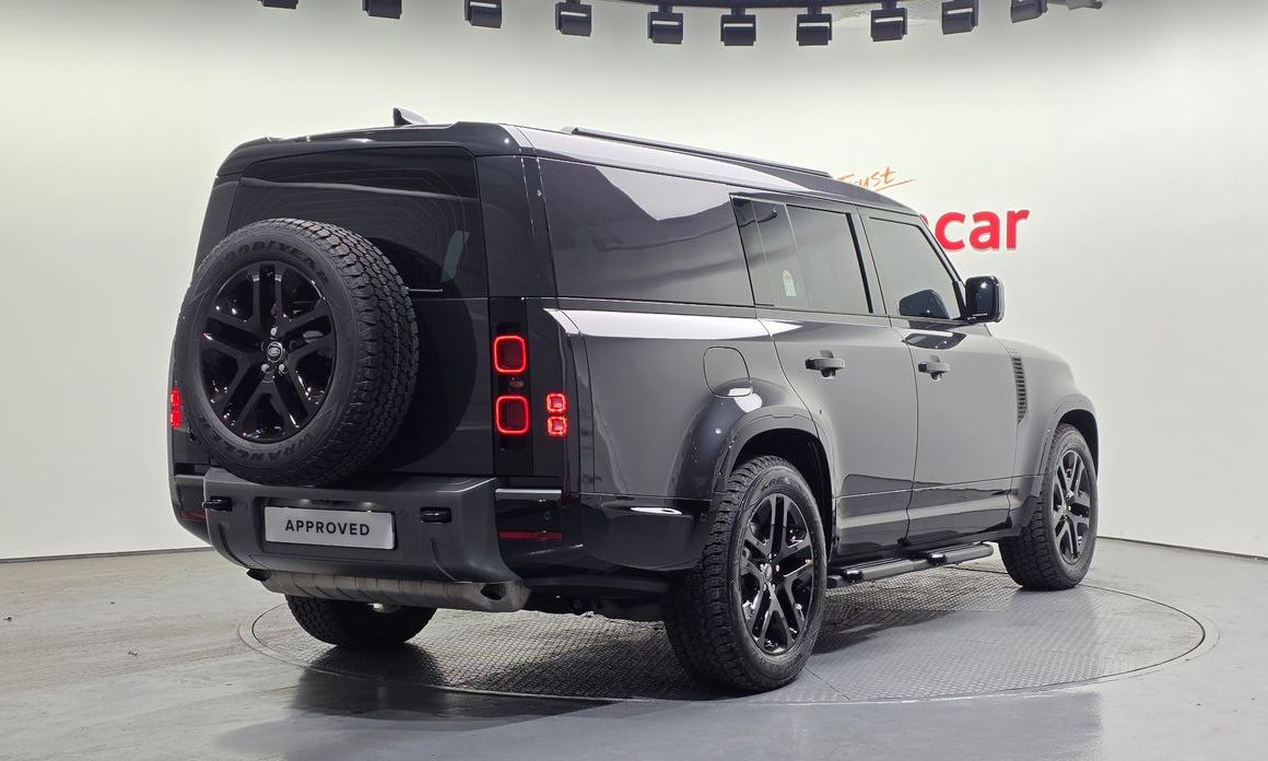 Land Rover Defender 130 P400 Outbound, 2024