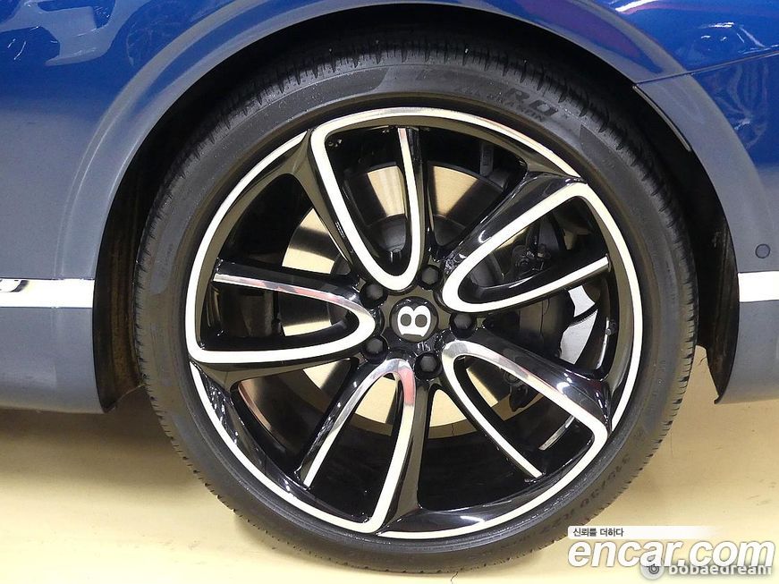 Bentley Continental 4.0 GT Azure, 2023