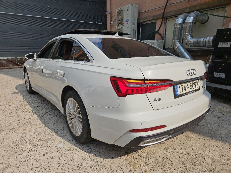 Audi A6 45 TFSI Quattro Premium, 2021