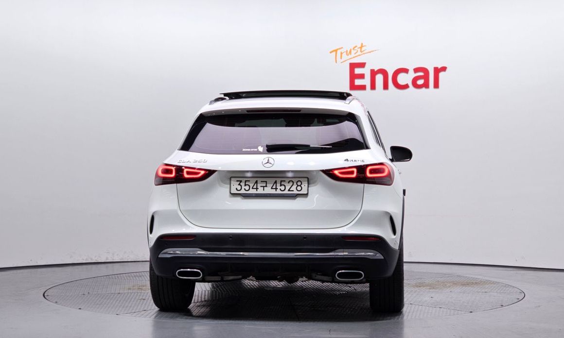 Mercedes-Benz GLA-Class GLA250 4MATIC, 2022