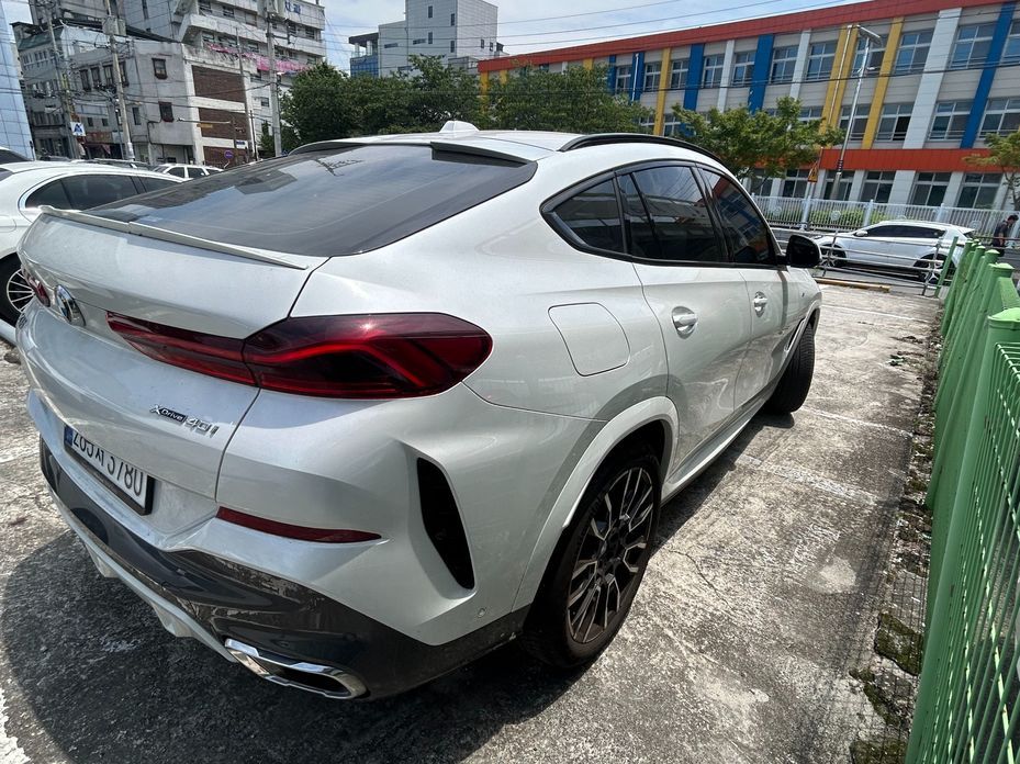BMW X6 xDrive40i M Sport, 2024