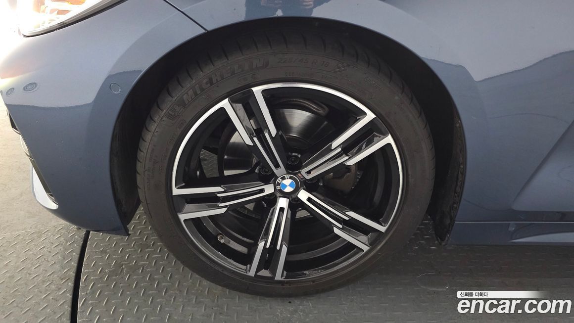 BMW 4-Series 420i M Sport Convertible, 2022