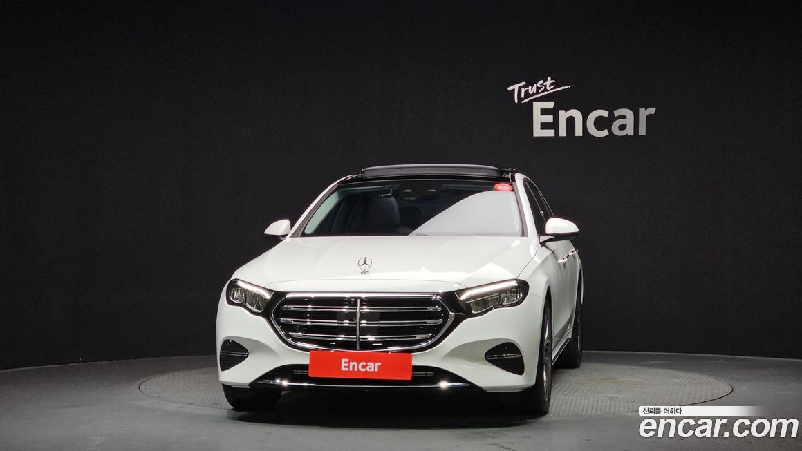 Mercedes-Benz E-Class E220d 4MATIC Exclusive, 2024
