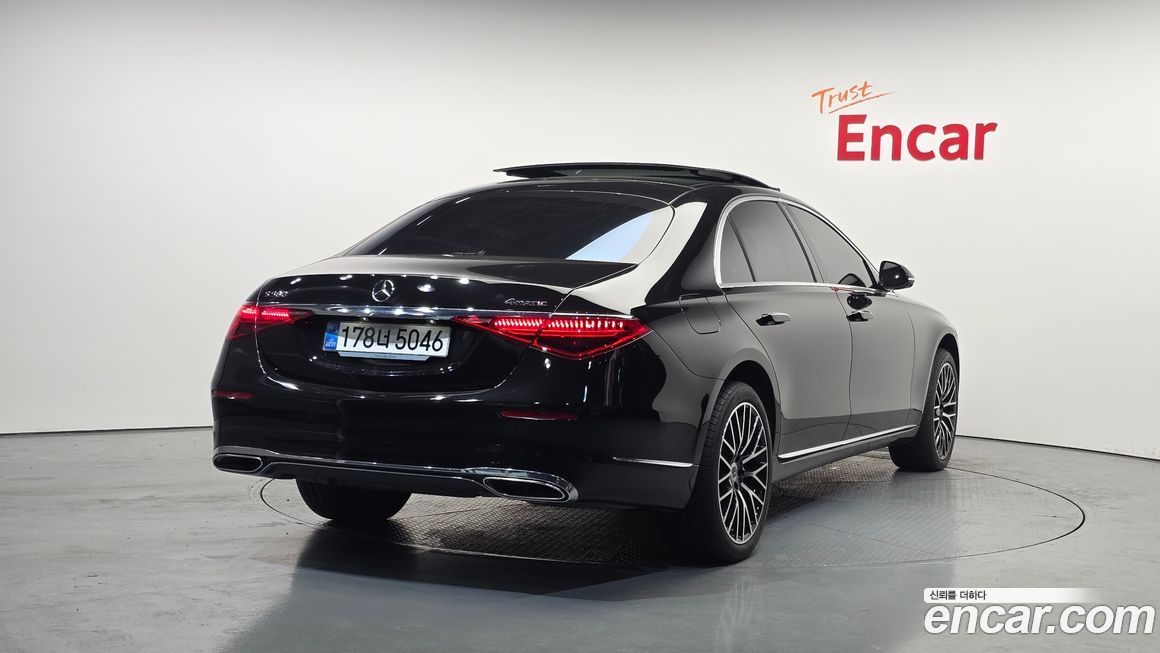 Mercedes-Benz S-Class S580L 4MATIC, 2025