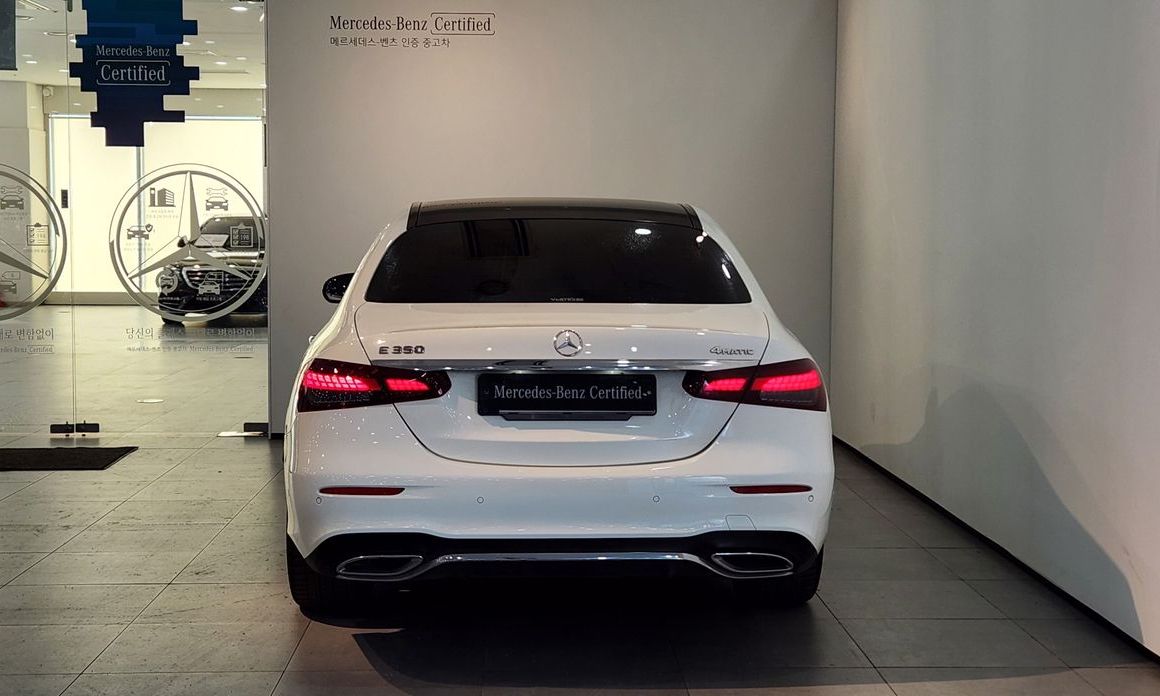 Mercedes-Benz E-Class E350 4MATIC AMG Line, 2022