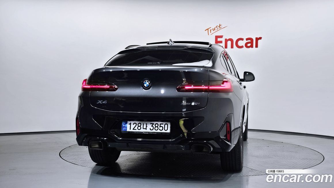BMW X4 xDrive20i M Sports Pro, 2023