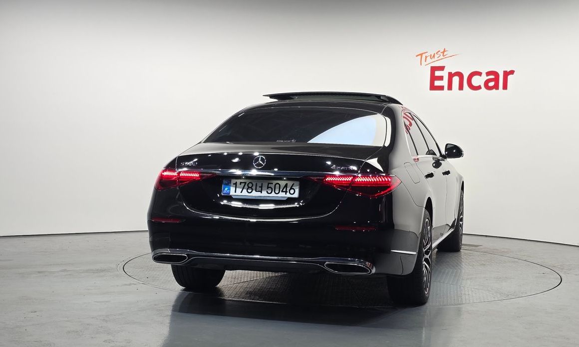 Mercedes-Benz S-Class S580L 4MATIC, 2025