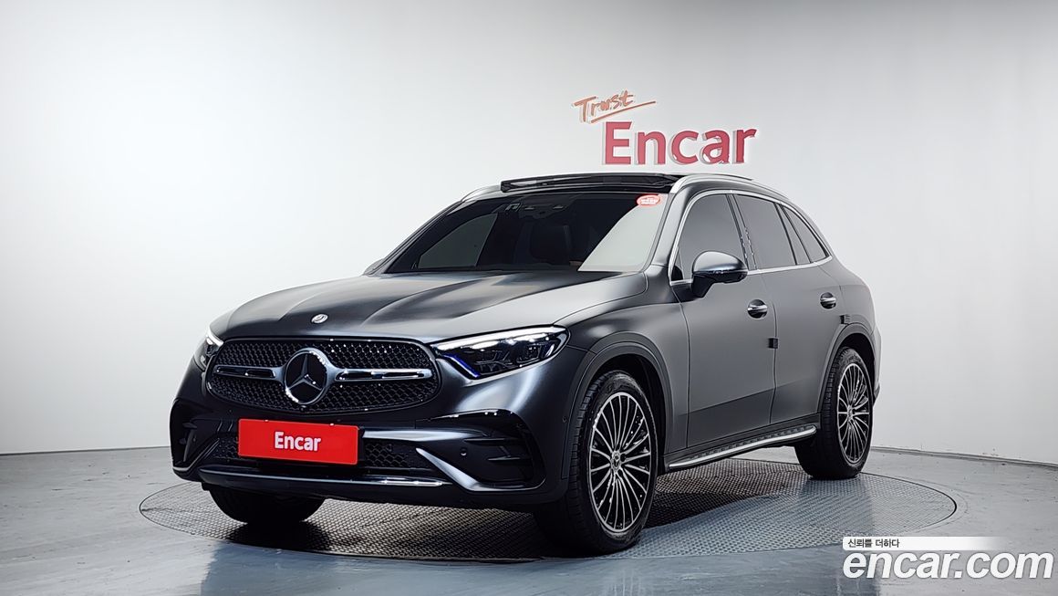 Mercedes-Benz GLC-Class GLC300 4MATIC AMG Line, 2024