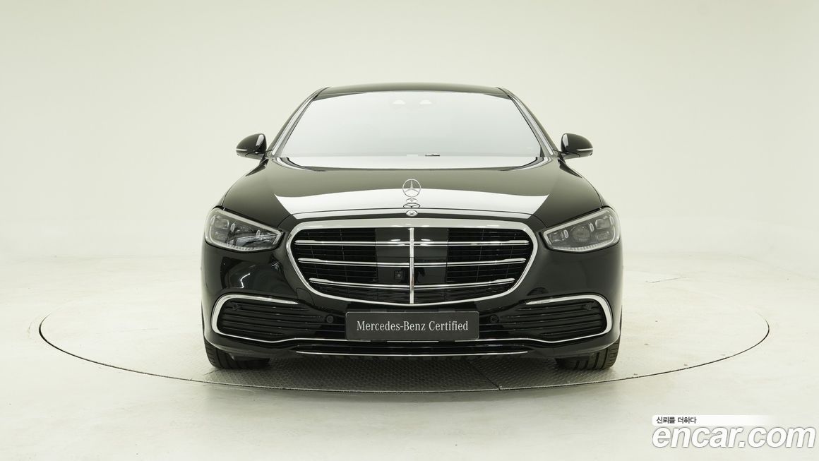 Mercedes-Benz S-Class S350 d 4MATIC, 2025