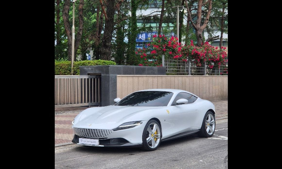 Ferrari Roma 3.9, 2022