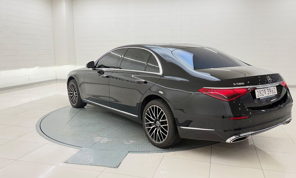 Mercedes-Benz S-Class S580L 4MATIC, 2025