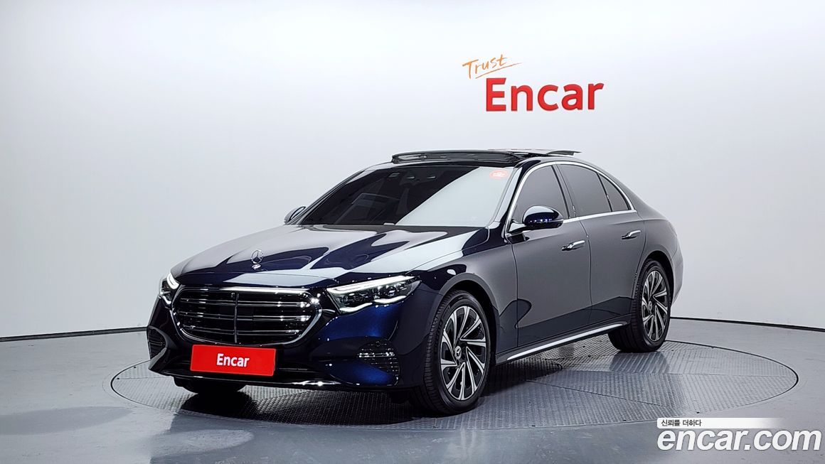 Mercedes-Benz E-Class E300 4MATIC Exclusive, 2024
