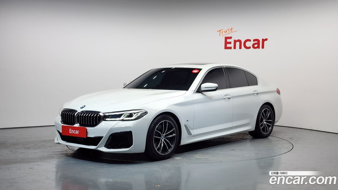 BMW 5-Series 520i M Sport, 2022