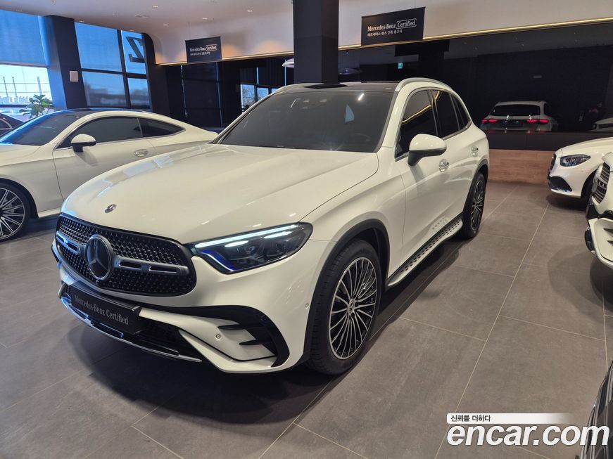 Mercedes-Benz GLC-Class GLC300 4MATIC AMG Line, 2025