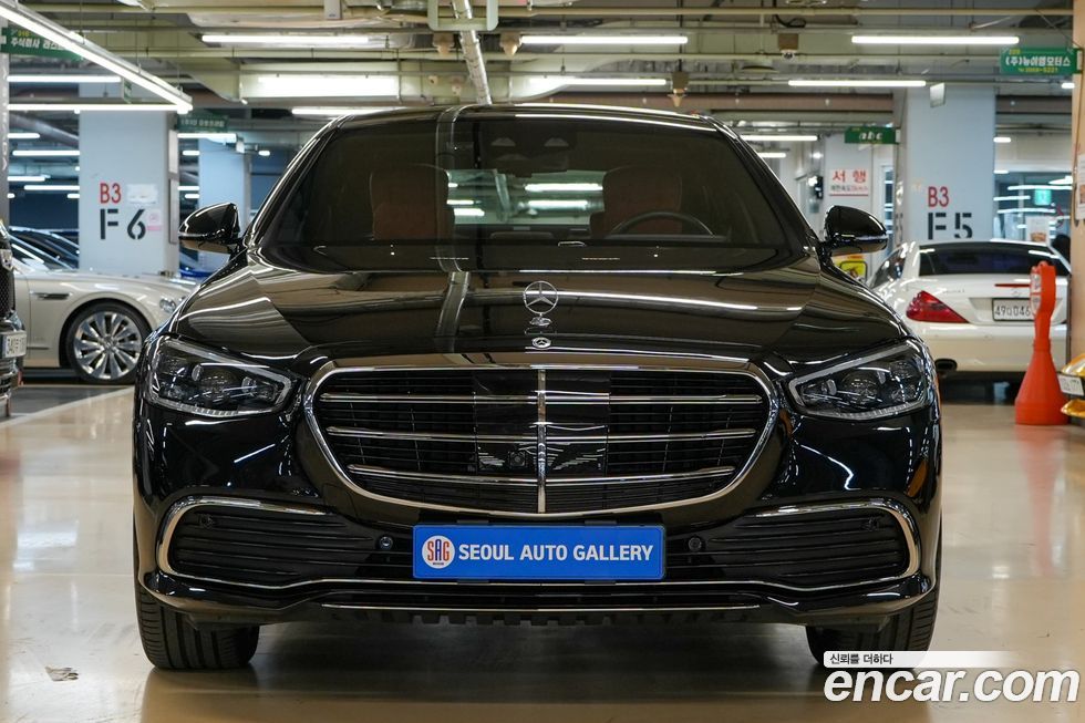 Mercedes-Benz S-Class S350 d 4MATIC, 2025