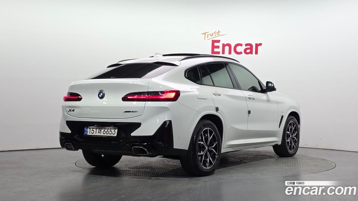 BMW X4 xDrive20i M Sport, 2023