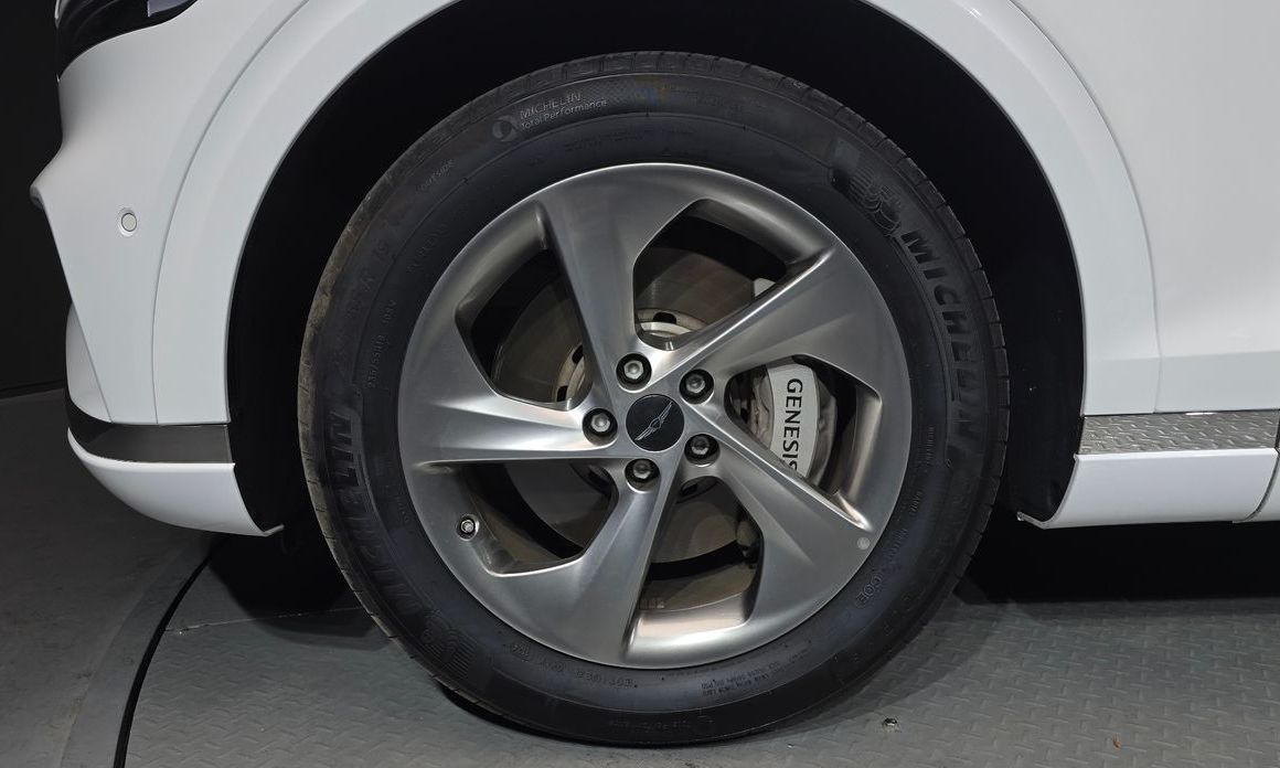 Genesis GV70 2.5T Gasoline 2WD, 2025