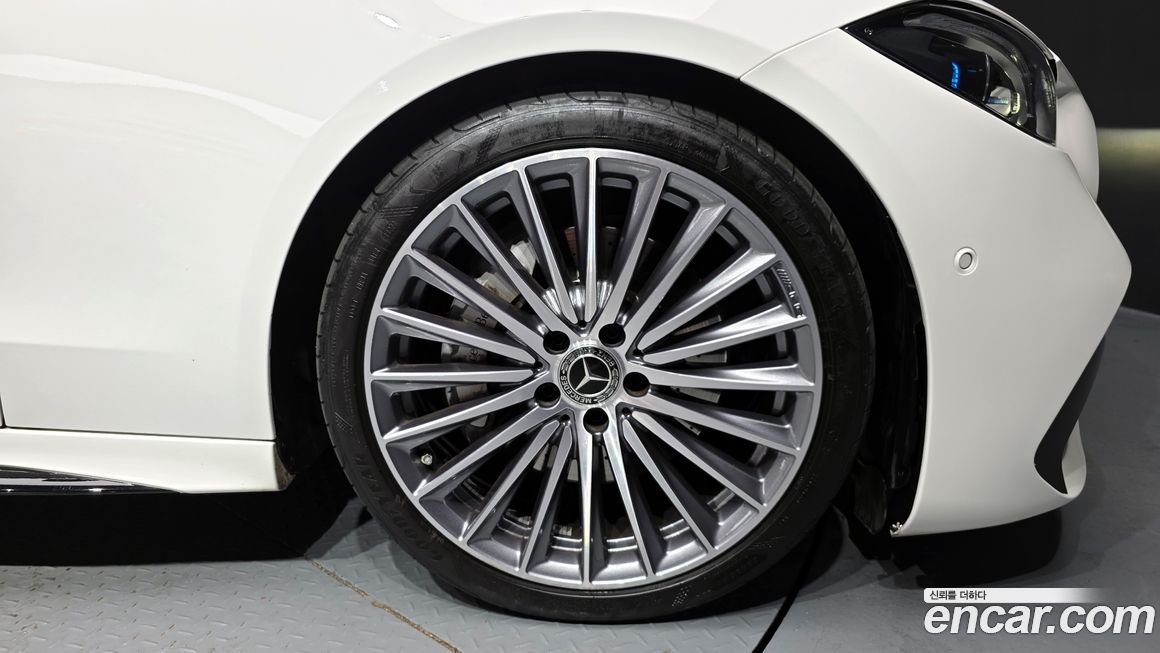 Mercedes-Benz C-Class C300 AMG Line, 2023