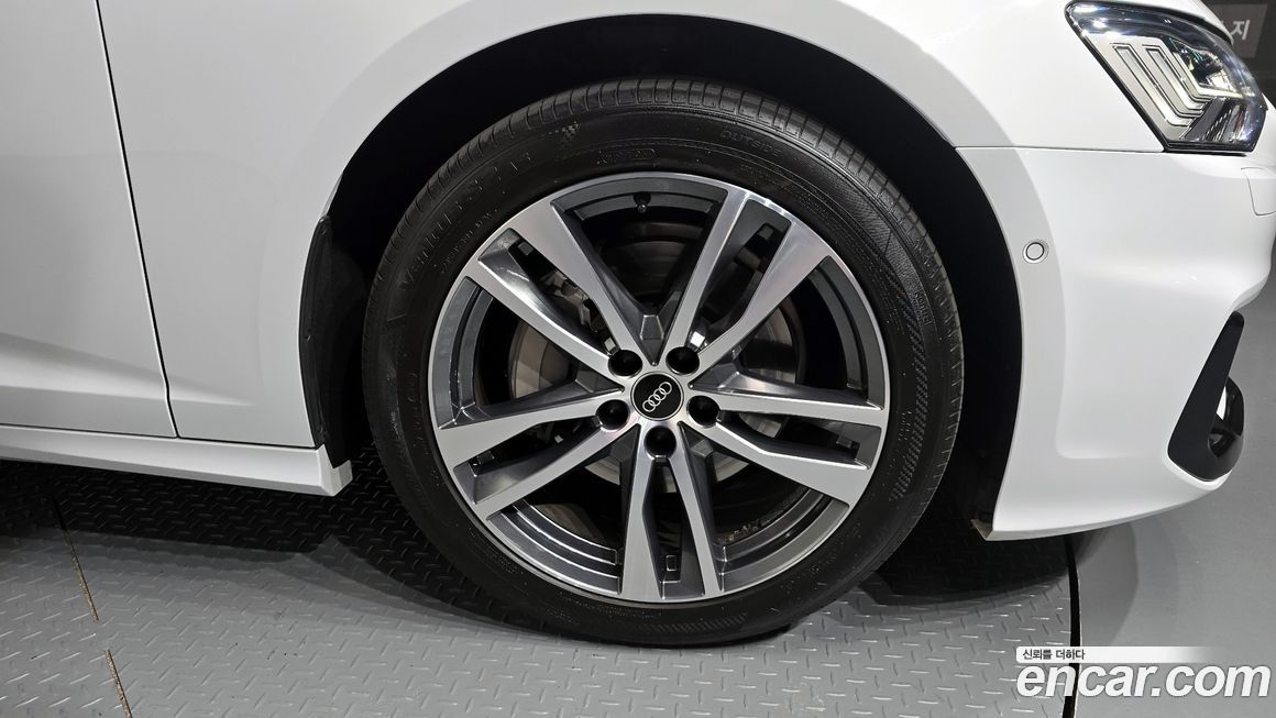 Audi A6 45 TFSI Premium, 2023