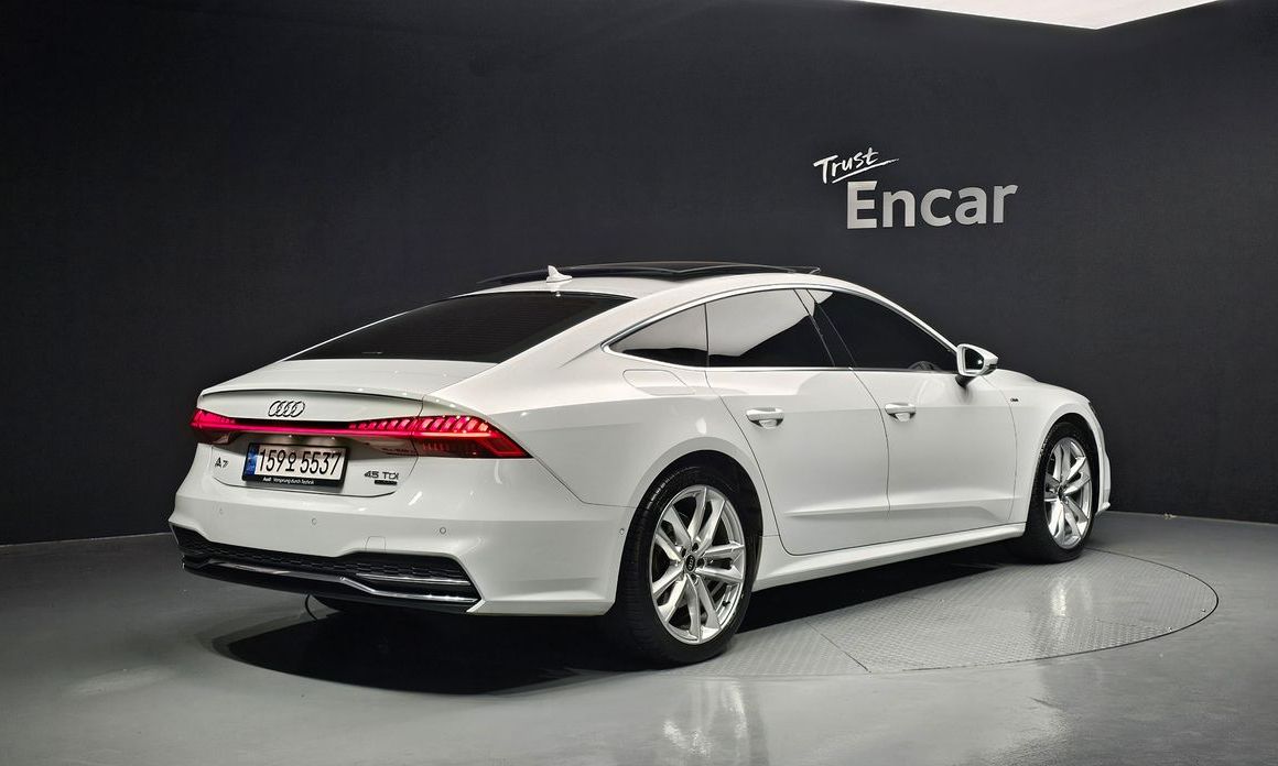 Audi A7 45 TDI Quattro Premium, 2022