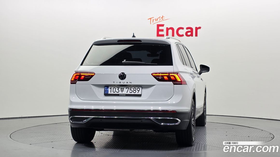 Volkswagen Tiguan 2.0 TDI Premium, 2023