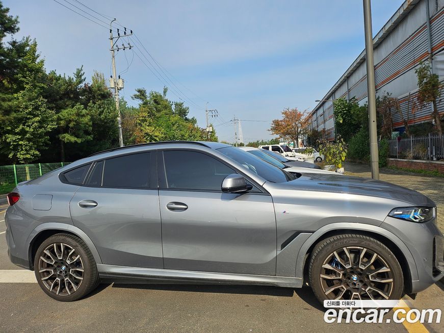 BMW X6 xDrive40i M Sport, 2025
