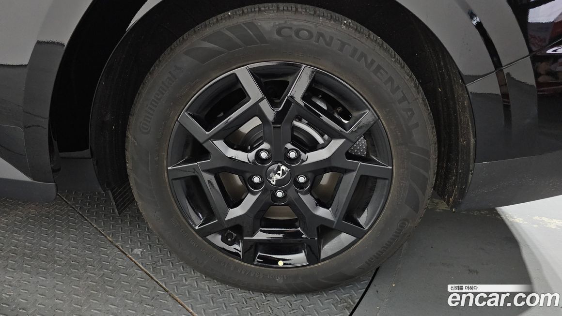 Kia Carnival 7-Seater Gravity, 2025