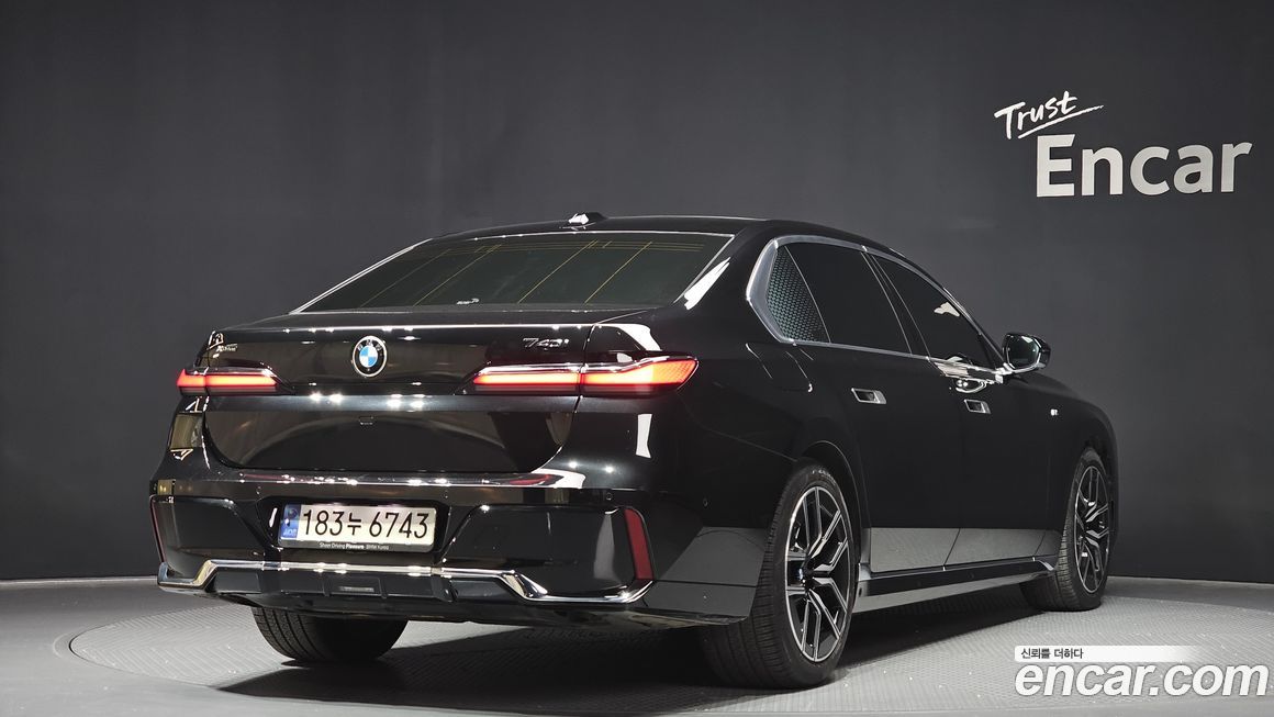 BMW 7-Series 740i xDrive M Sport Limited, 2024