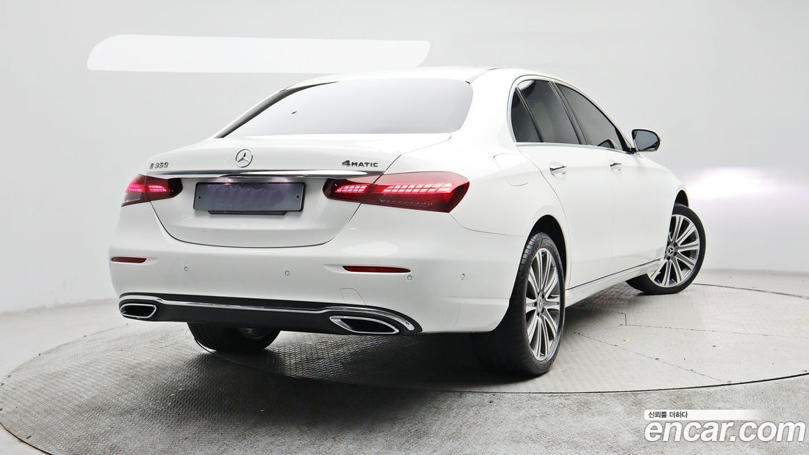 Mercedes-Benz E-Class E350 4MATIC Exclusive, 2023