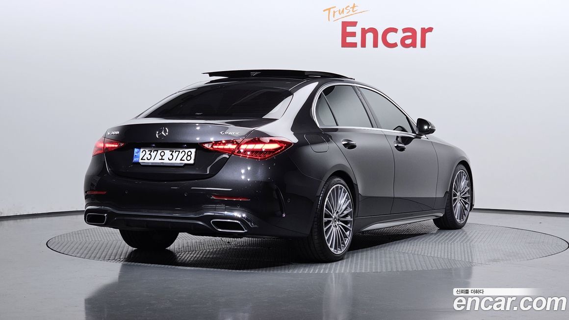 Mercedes-Benz C-Class C300 4MATIC AMG Line, 2023