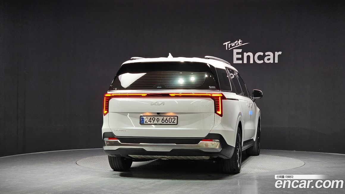 Kia Carnival 7-Seater Noblesse, 2025