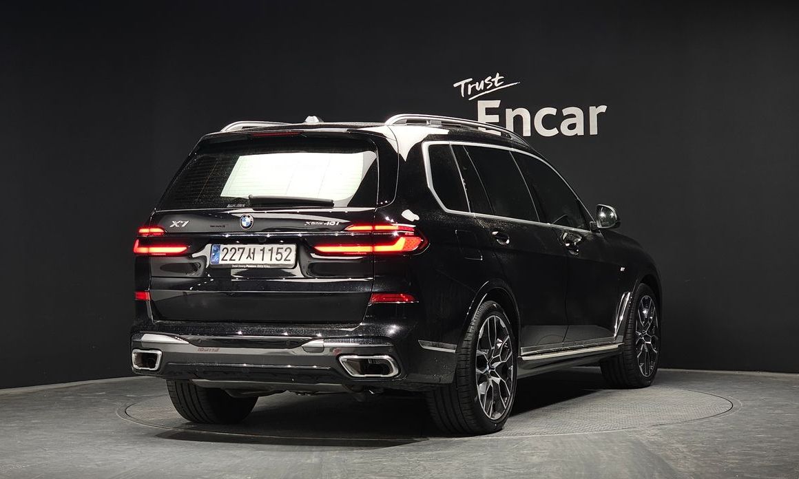 BMW X7 xDrive 40i M Sport 6STR, 2025