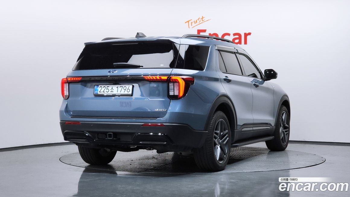 Ford Explorer 2.3 ST-Line 4WD, 2025