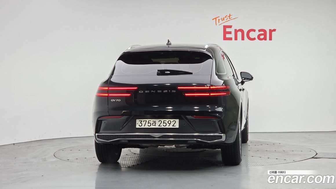 Genesis GV70 2.5T Gasoline 2WD, 2025