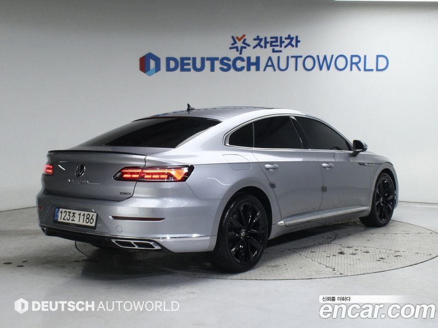 Volkswagen Arteon 2.0 TDI R-LIINE 4Motion, 2022