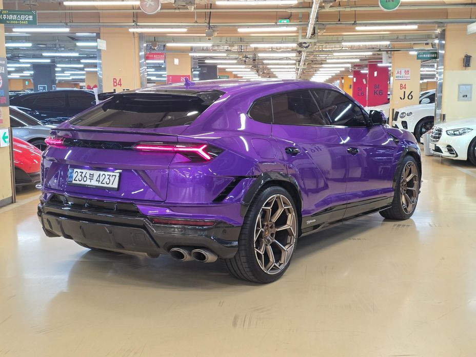 Lamborghini Urus 4.0 V8 Performante, 2023